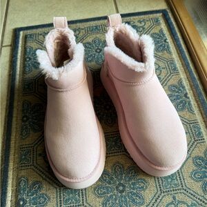 Light Pink Koolaburra by UGG boots